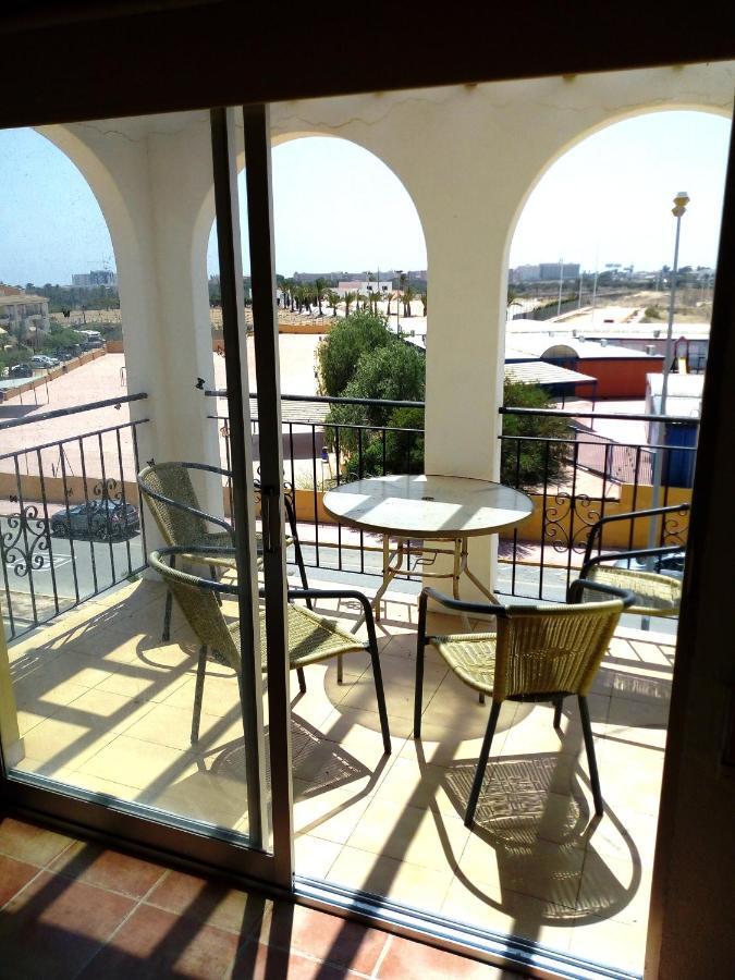 Casa Roberto Bonito Apartamento Torrevieja Exterior foto